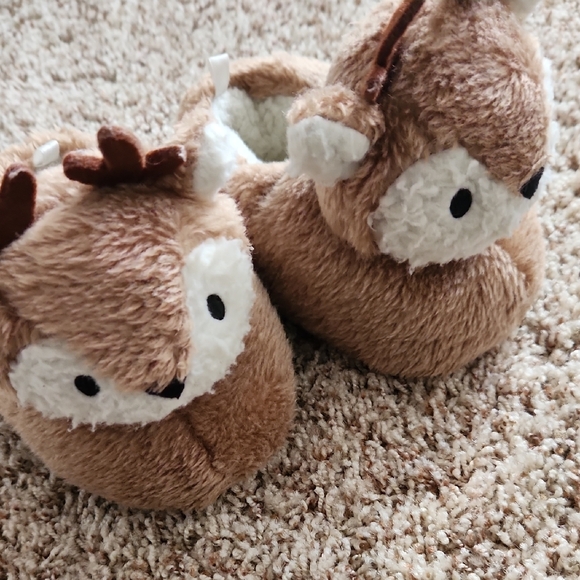 Cute Deer Plush Slippers - Picture 6 of 6
